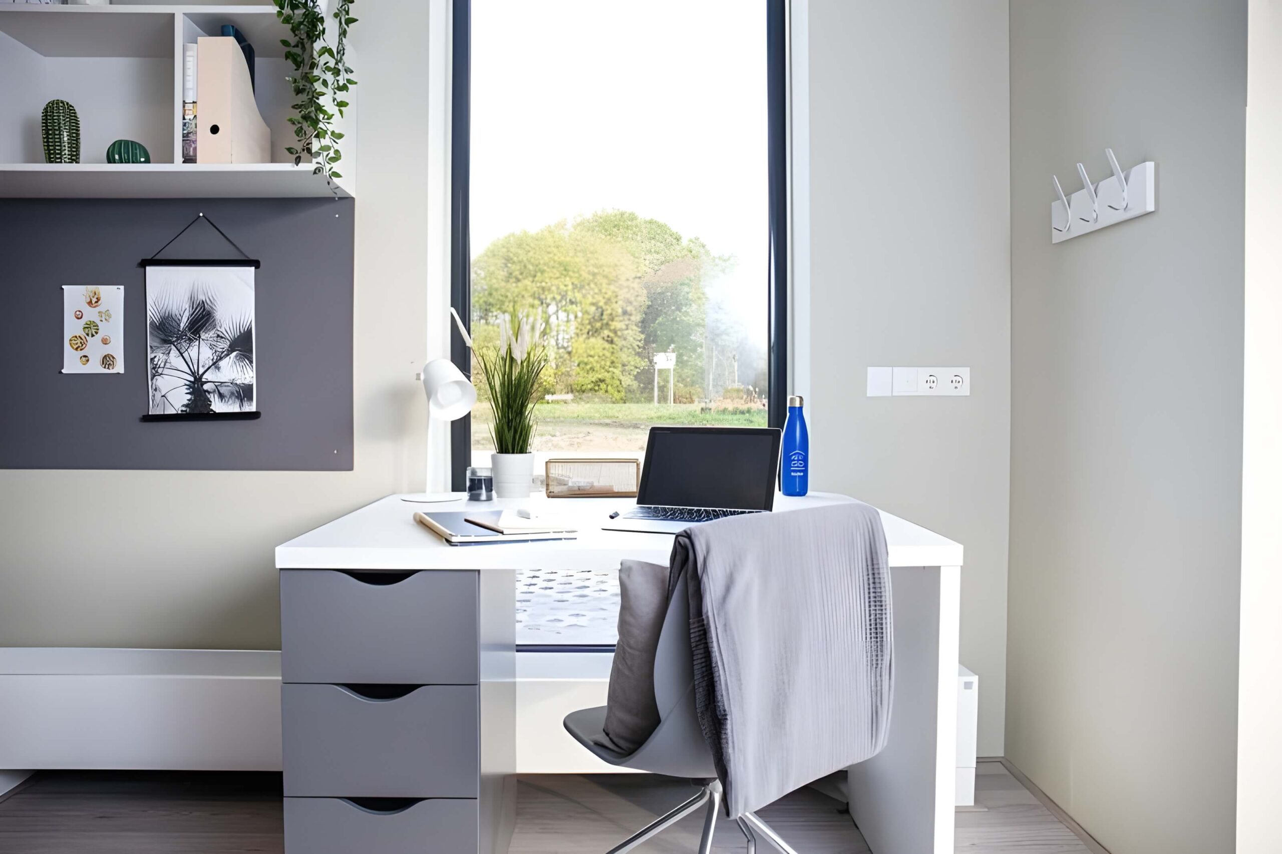 Groningen-room-desk-1578678085919 (2)